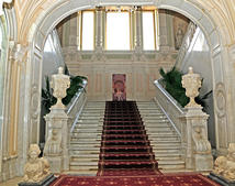 Украшение лестницы, Юсуповский дворец на Мойке