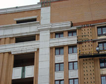 Монтаж фасада здания университета ФСБ в городе Голицыно