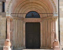 Порталы Кафедрального собора Модены