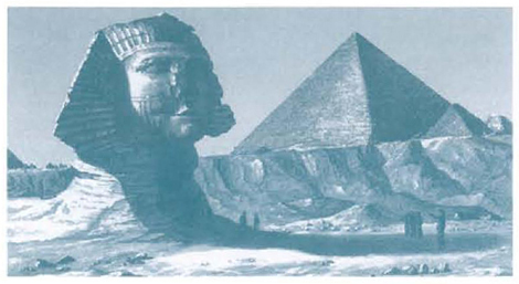 Рядом с пирамидой Хефрена высечен из огромной скалы Сфинкс